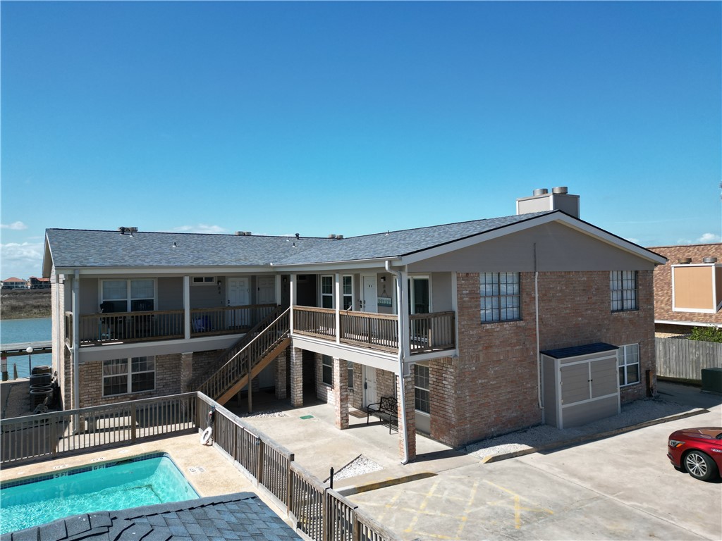 15225 Leeward Dr 7 Property Photo 3