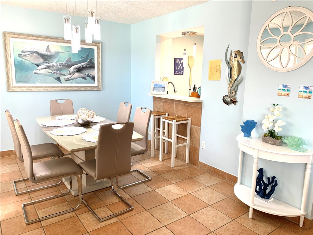 15225 Leeward Dr 7 Property Photo 6