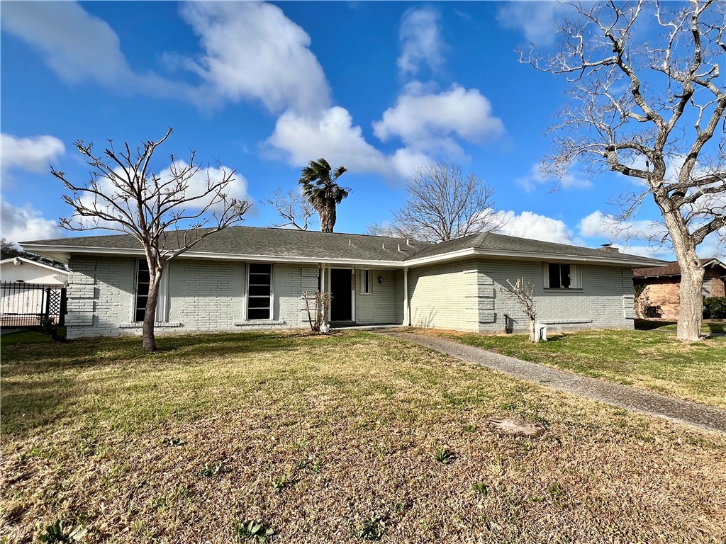 4714 Congressional Dr Property Photo