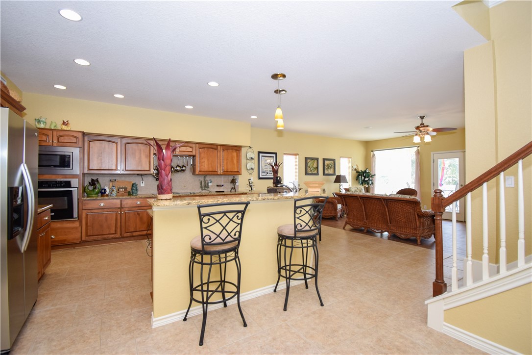 1223 Bayshore Property Photo 10