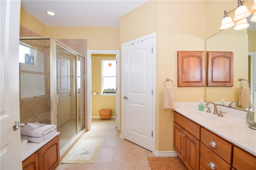 1223 Bayshore Property Photo 15