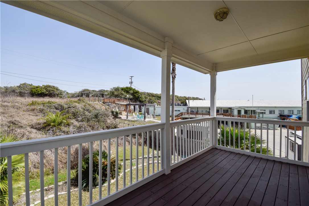 1223 Bayshore Property Photo 27