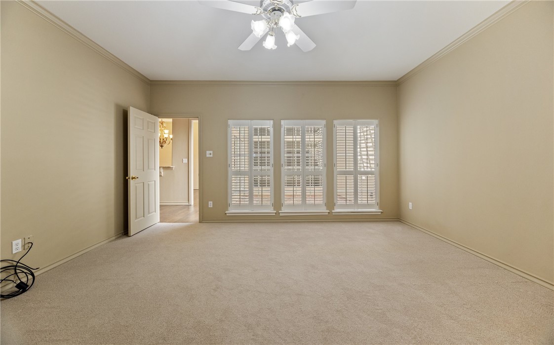 66 Lake Shore Dr Property Photo 11