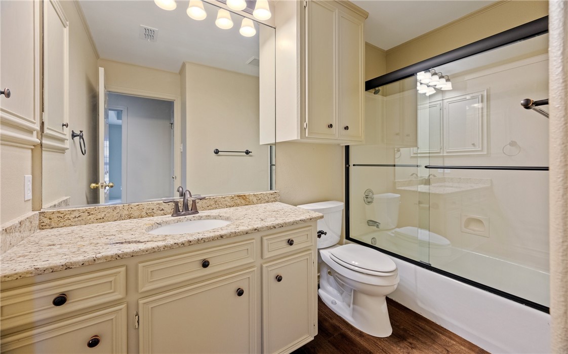 66 Lake Shore Dr Property Photo 14