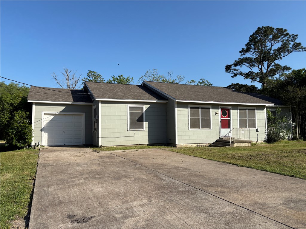 203 Dugger St Property Photo 2