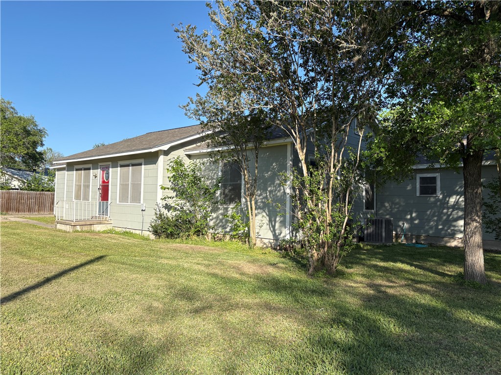 203 Dugger St Property Photo 6