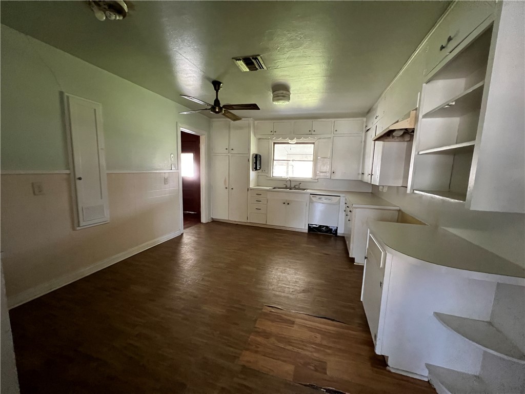 203 Dugger St Property Photo 24