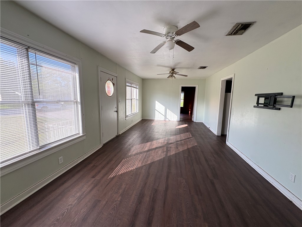 203 Dugger St Property Photo 30
