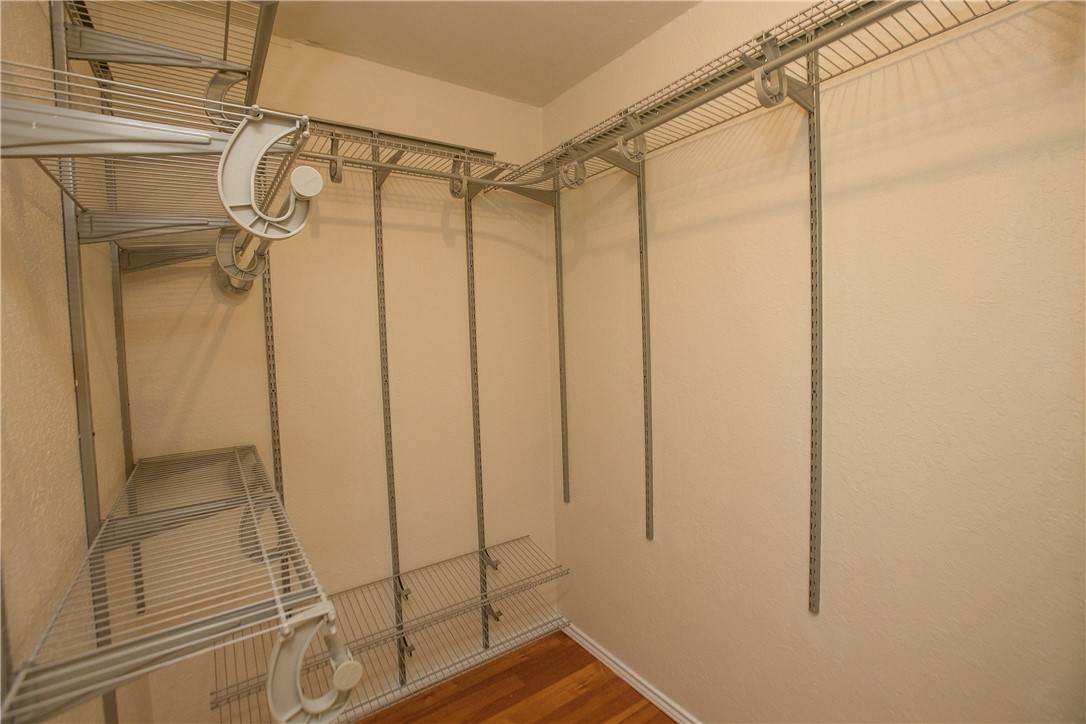 4210 Archdale Dr Property Photo 7
