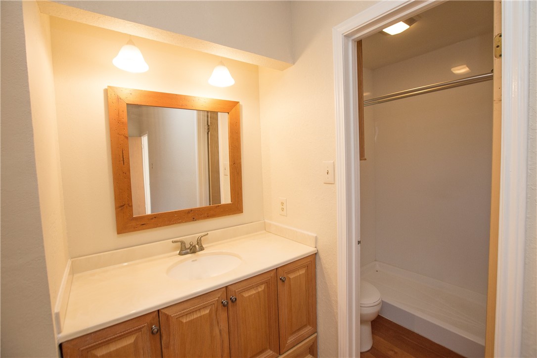 4210 Archdale Dr Property Photo 8