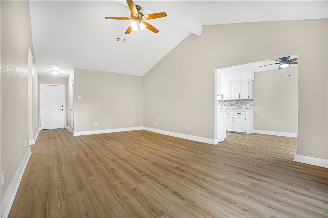 7409 Big Dipper Dr Property Photo 2