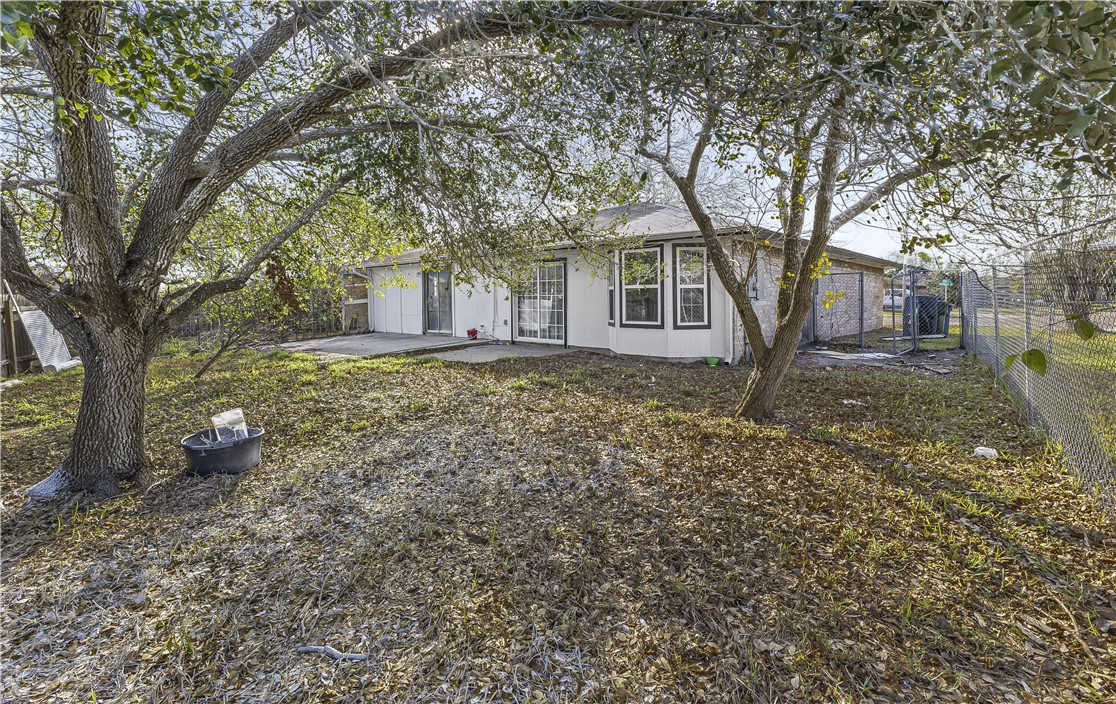 7409 Big Dipper Dr Property Photo 12