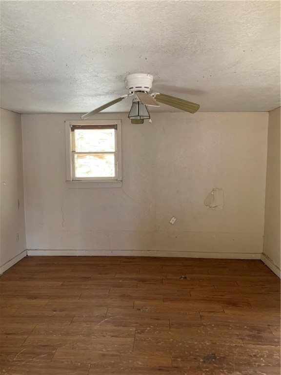 225 E Main St Property Photo 24