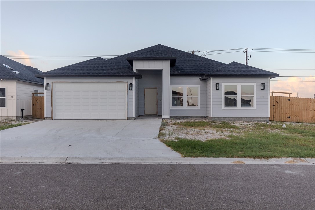 101 Traditions Dr Property Photo 1