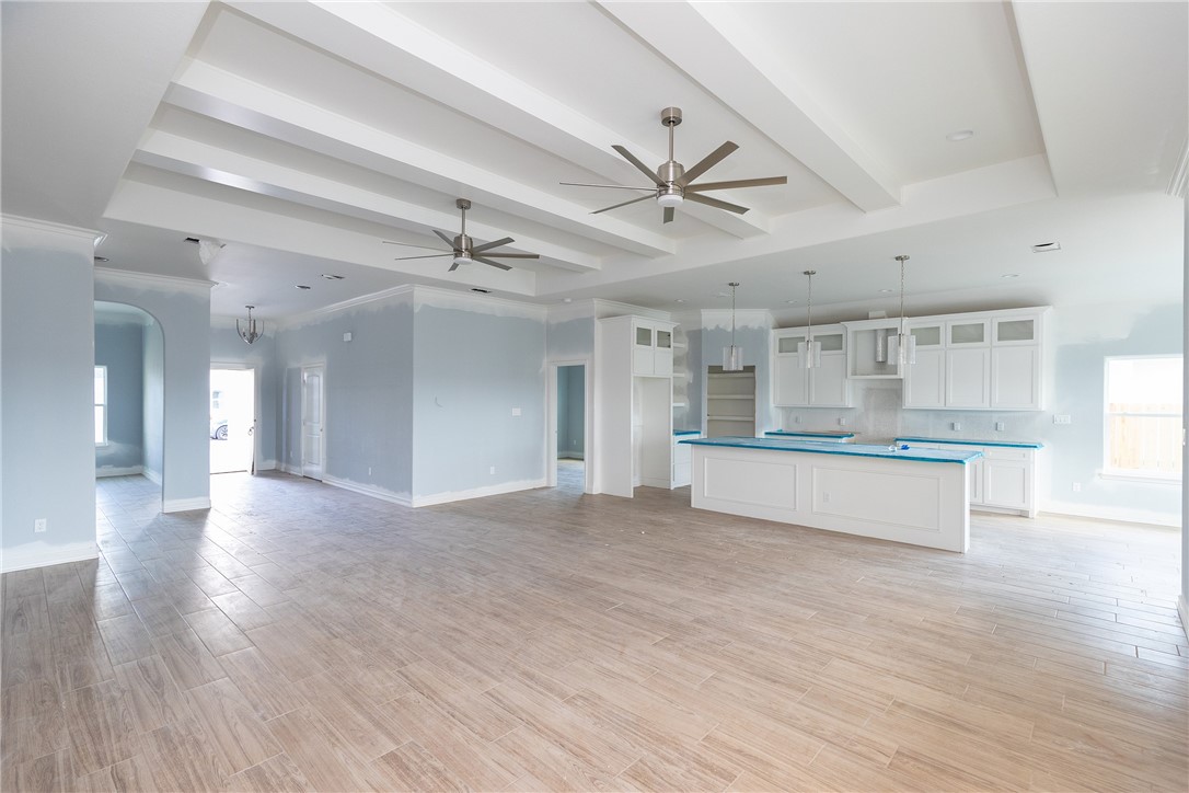 101 Traditions Dr Property Photo 4