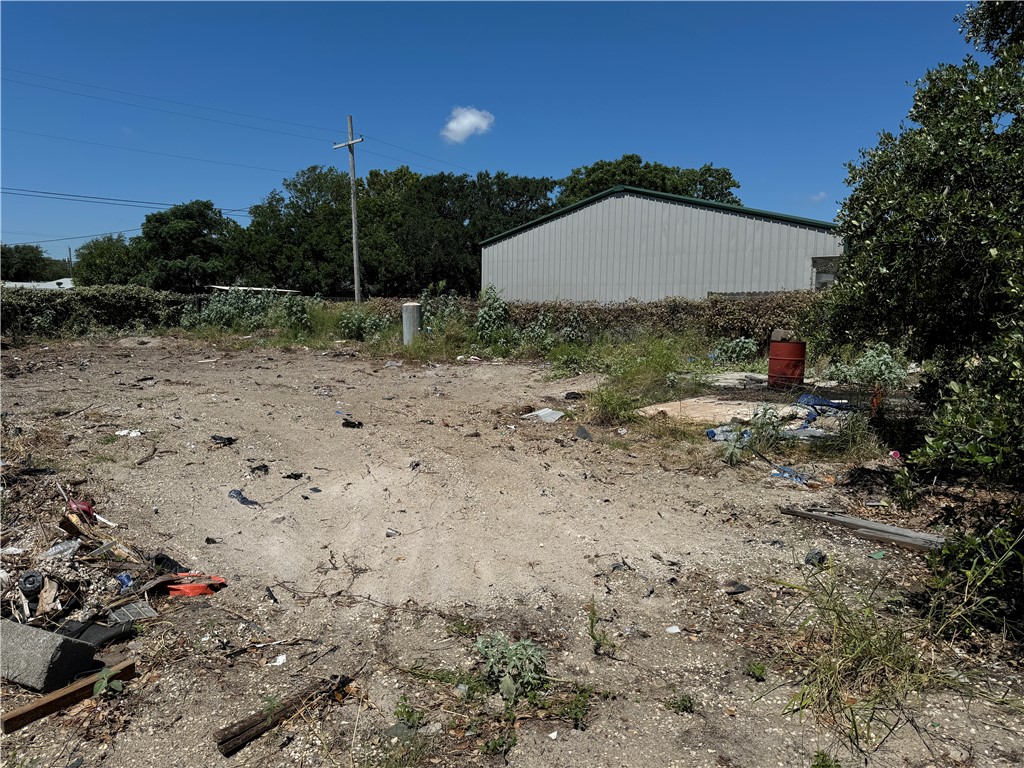 1517 Market St Property Photo 3