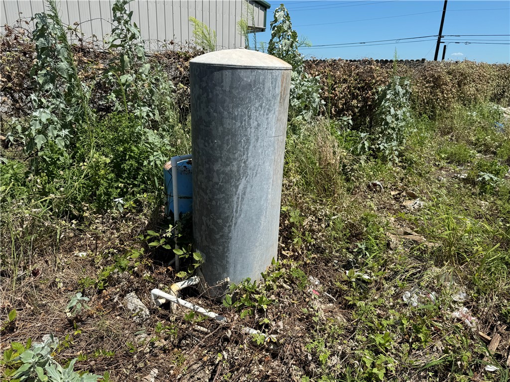 1517 Market St Property Photo 4