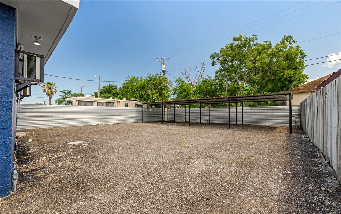 3109 Morgan Ave Property Photo 13
