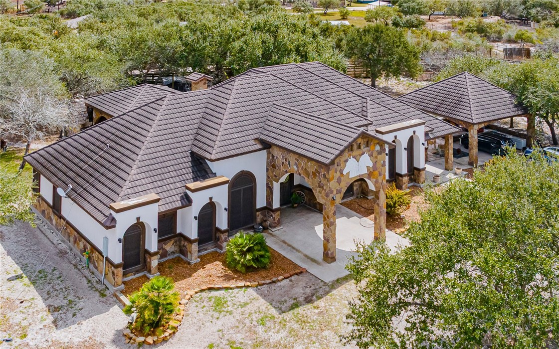 5 W Pond Property Photo 2