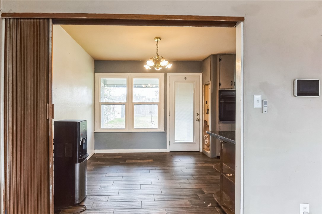 607 E Tubbs St Property Photo 13