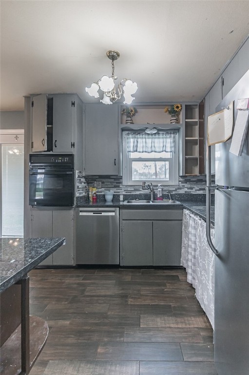 607 E Tubbs St Property Photo 18