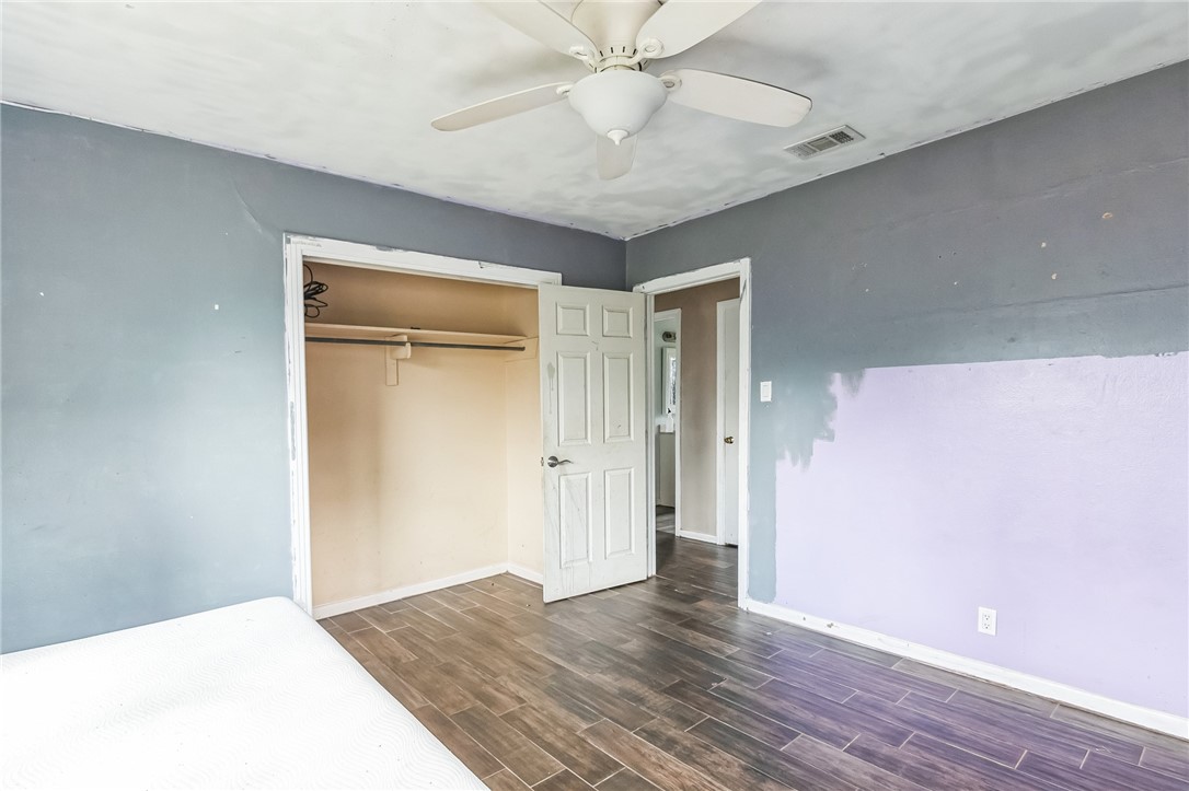607 E Tubbs St Property Photo 24