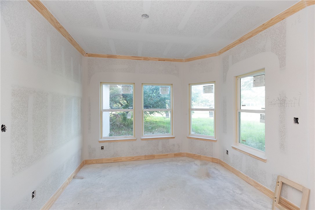 102 Oakmont Dr Property Photo 11