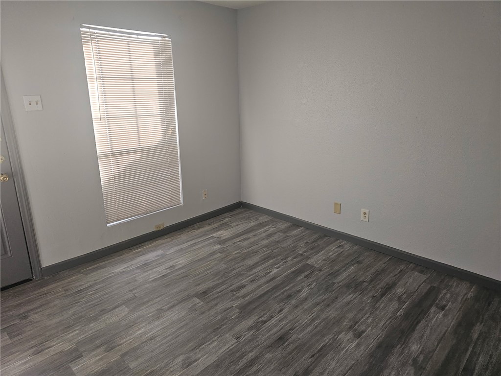 6702 Everhart K104 Property Photo 6