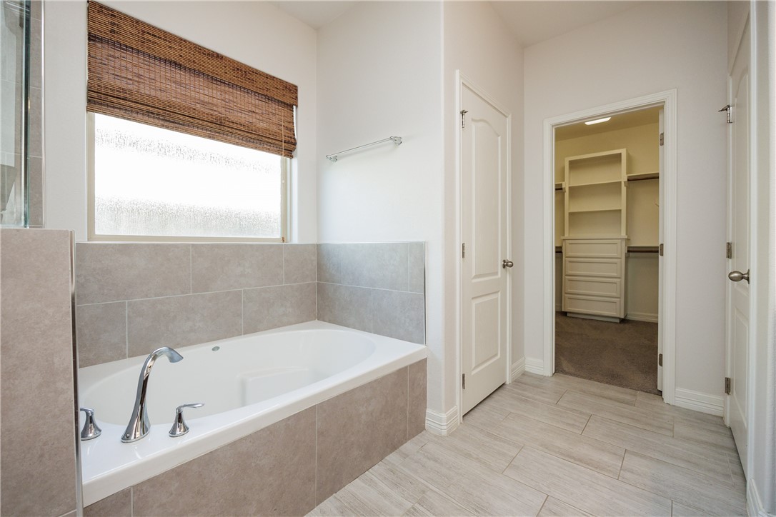 2225 Ruby Dr Property Photo 23
