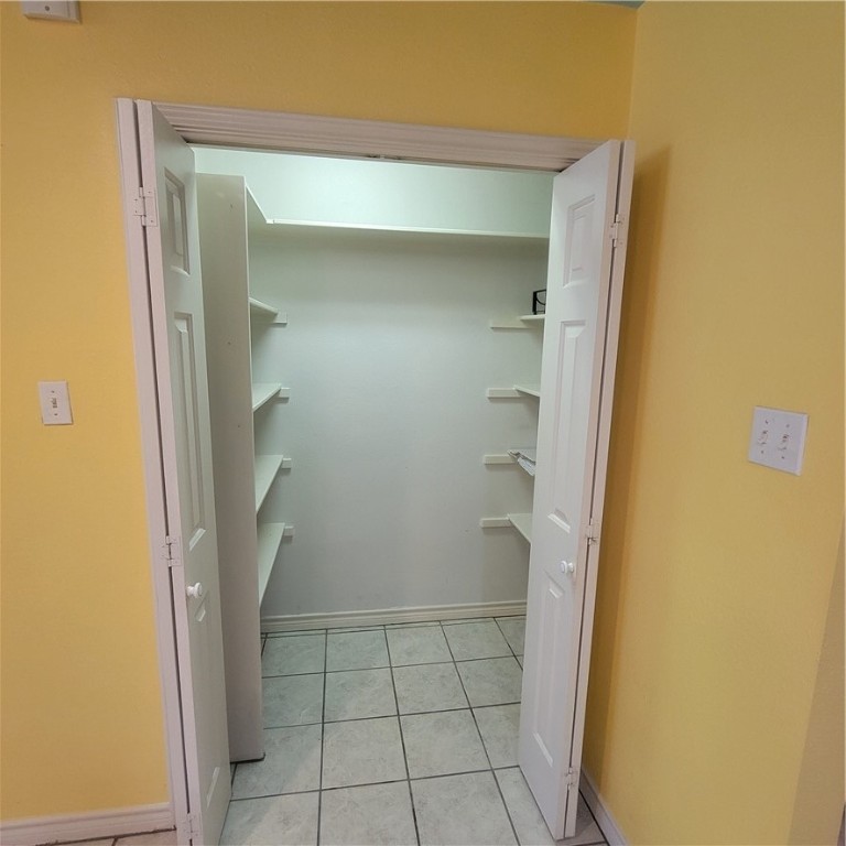 1209 Omohundro St Property Photo 10