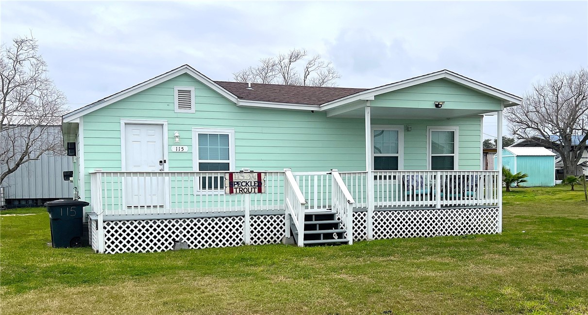115 W Speckled Trout Property Photo 2