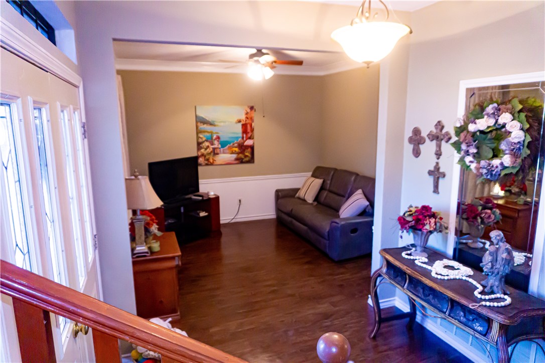 5309 Stonemill Property Photo 4