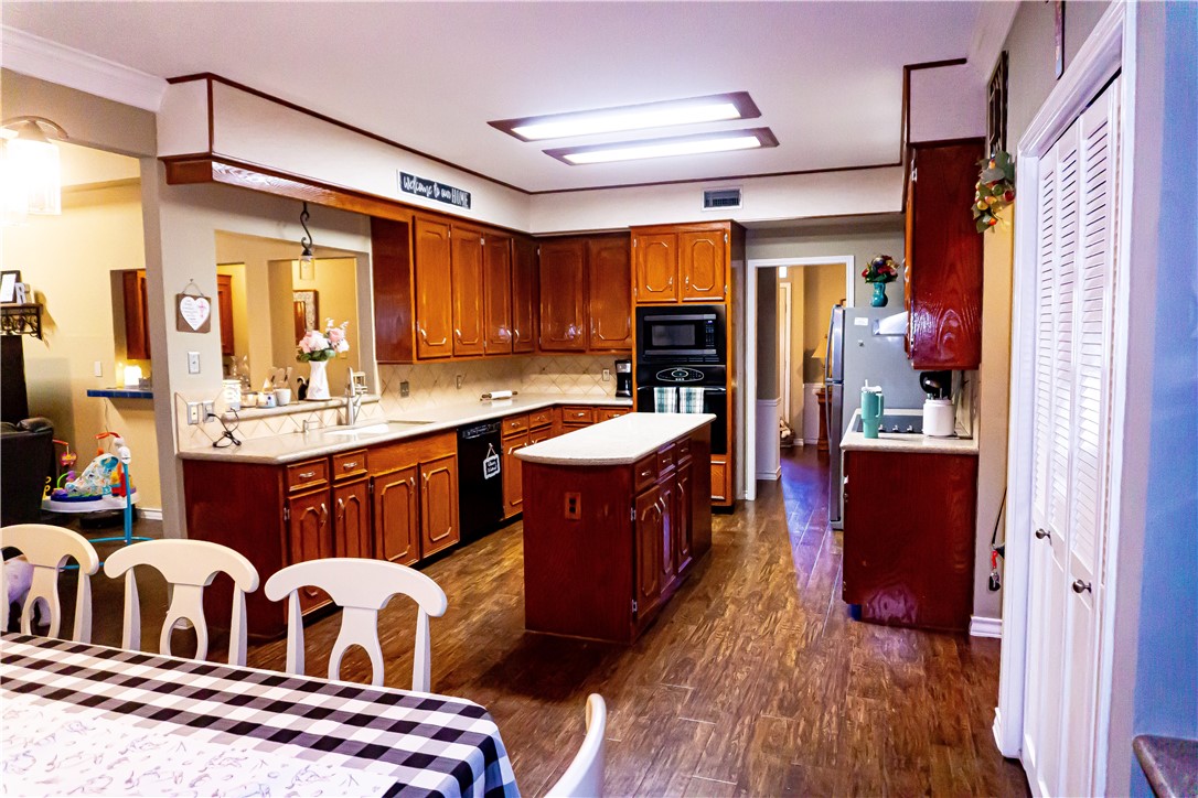 5309 Stonemill Property Photo 9