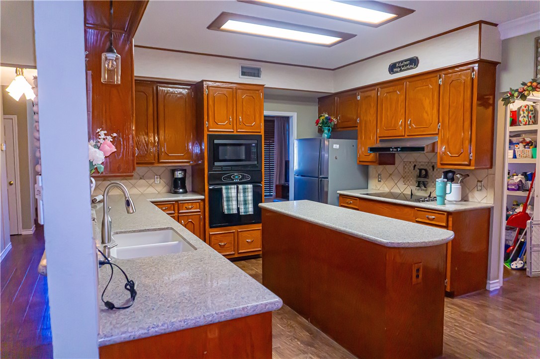 5309 Stonemill Property Photo 10