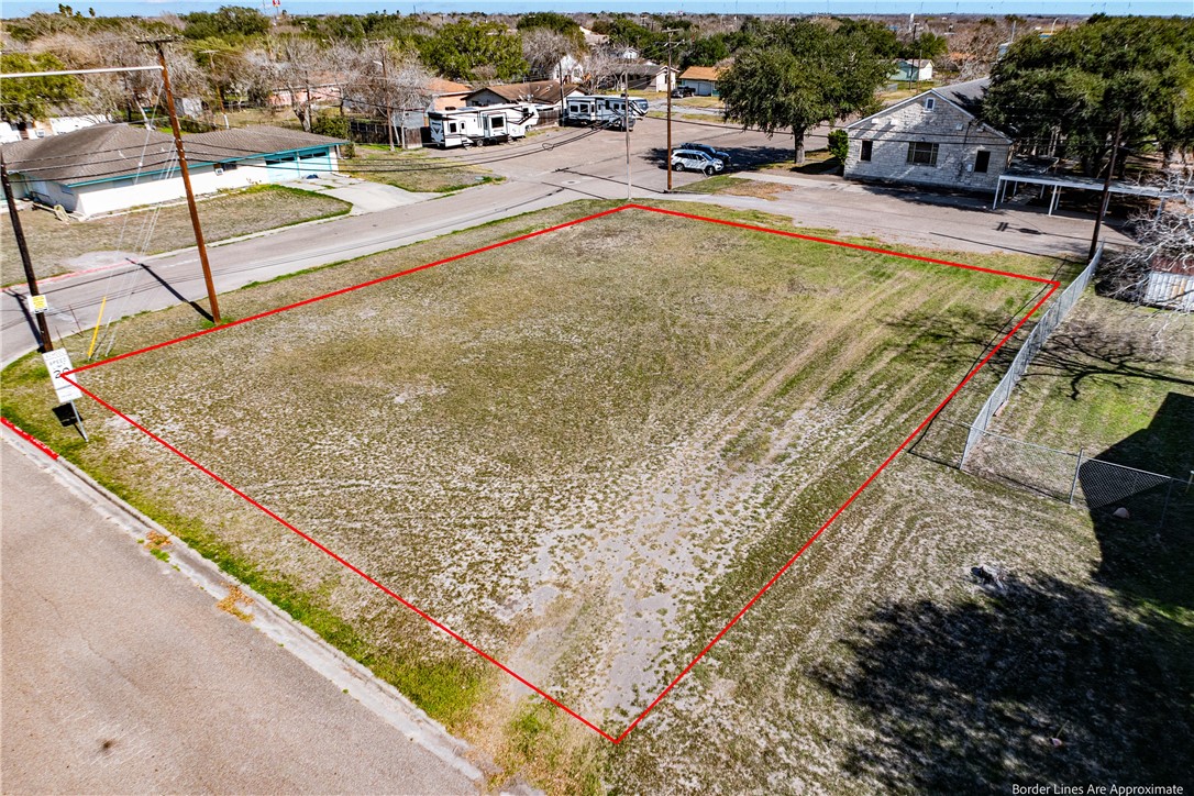 1300 Cook Ave Property Photo 3