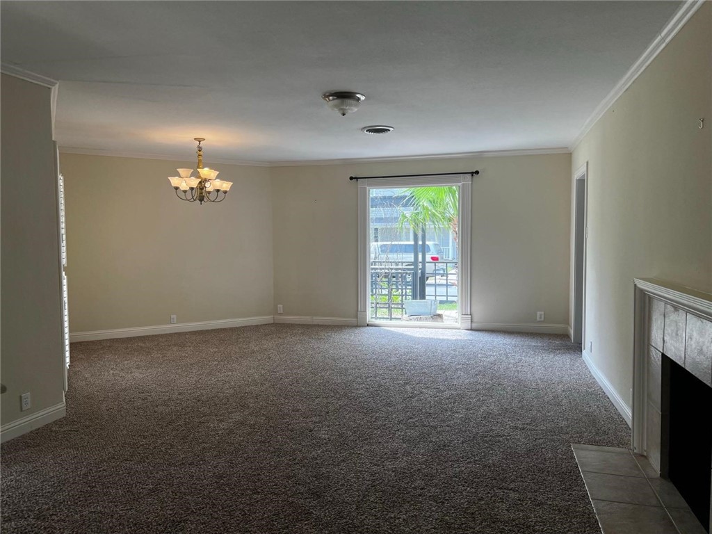 338 Chenoweth Dr Property Photo 2