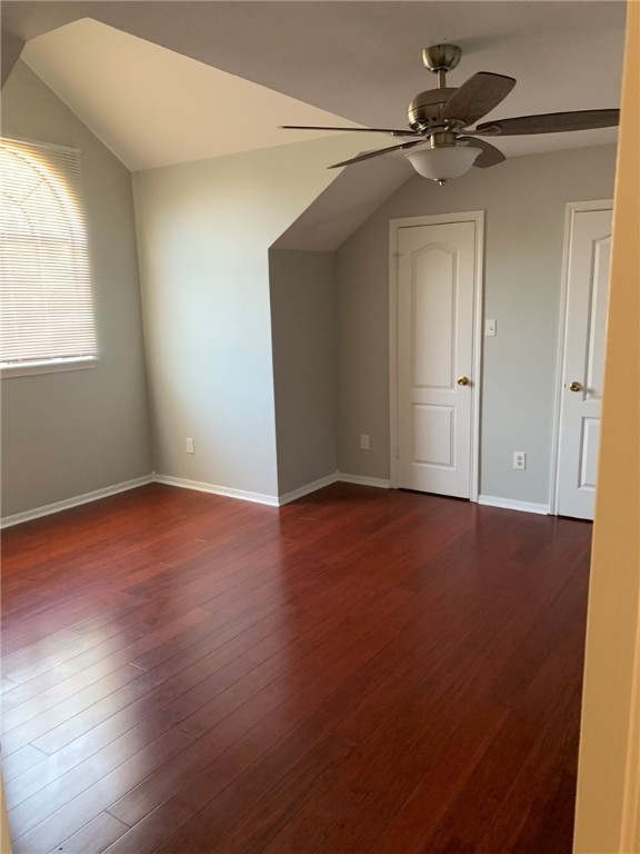 4405 Silver Hollow Dr Property Photo 5