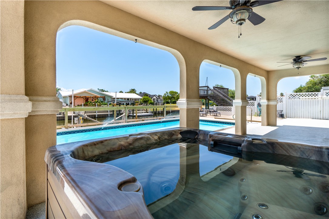 14306 Emerald St Property Photo 7