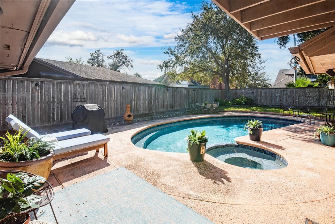5437 Whitemarsh Dr Property Photo 31