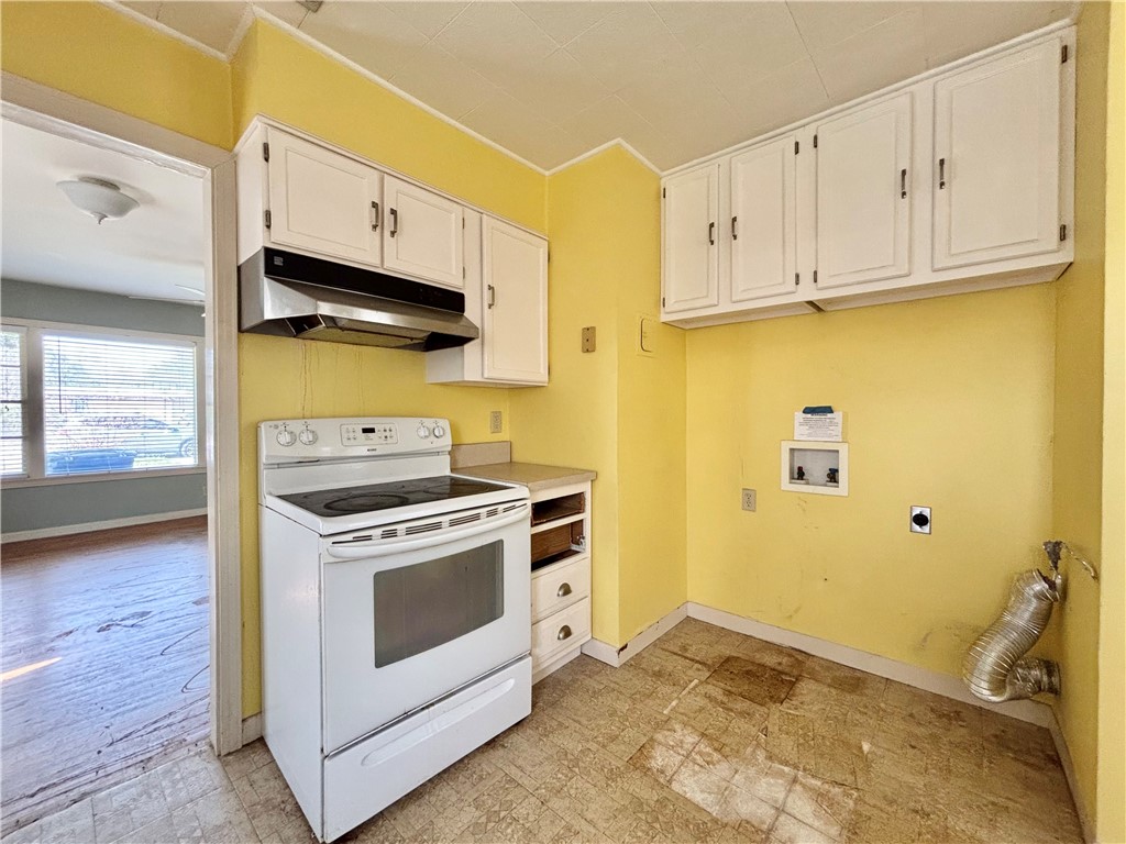 604 E Hutchinson Property Photo 7