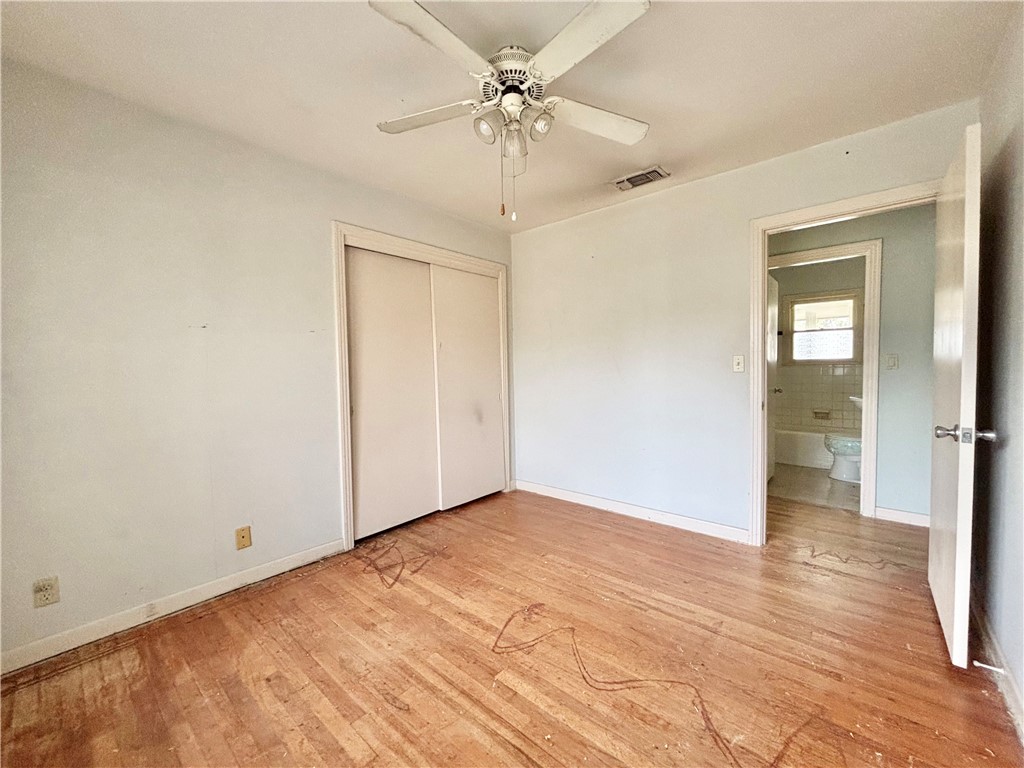 604 E Hutchinson Property Photo 10