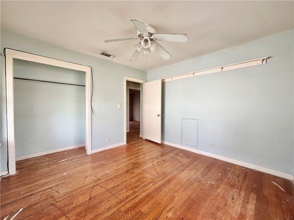 604 E Hutchinson Property Photo 11