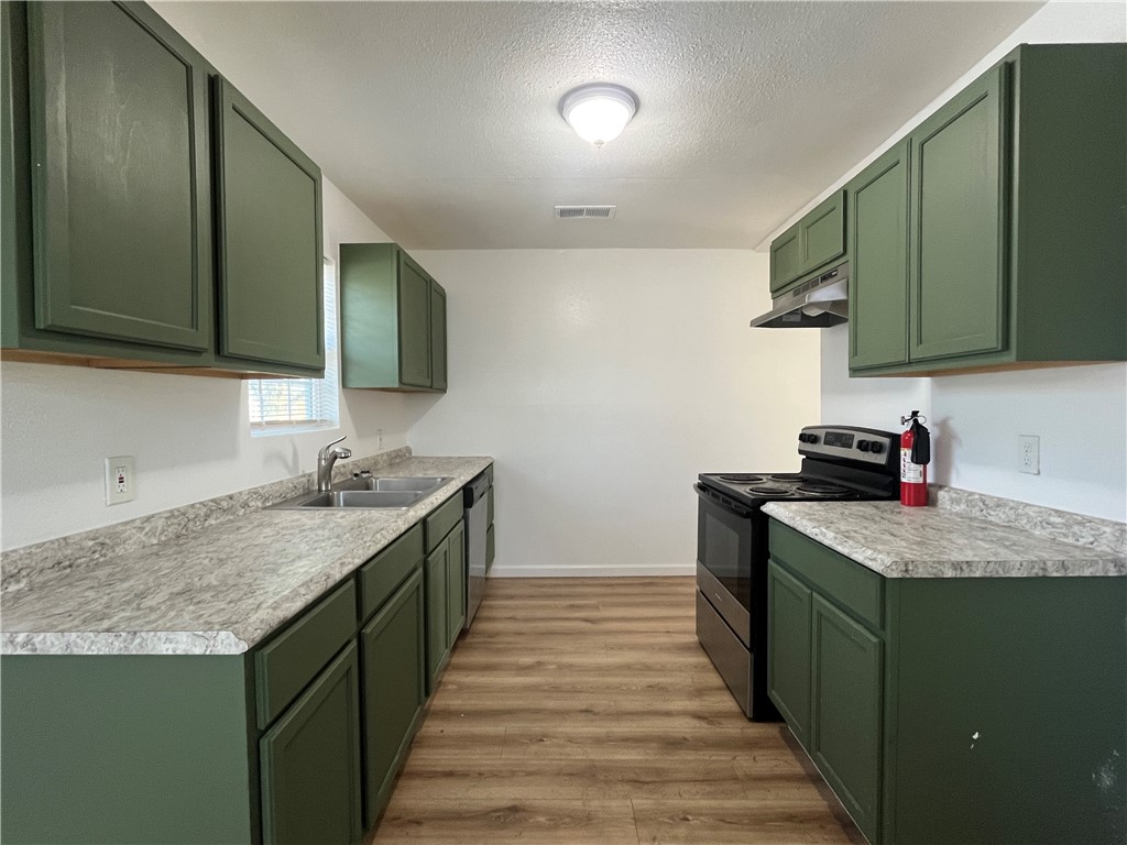 1213 14th St Property Photo 6