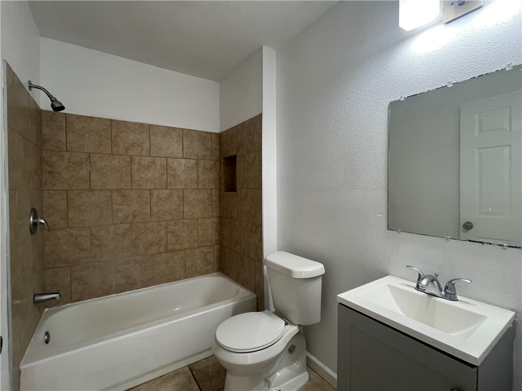 1213 14th St Property Photo 9