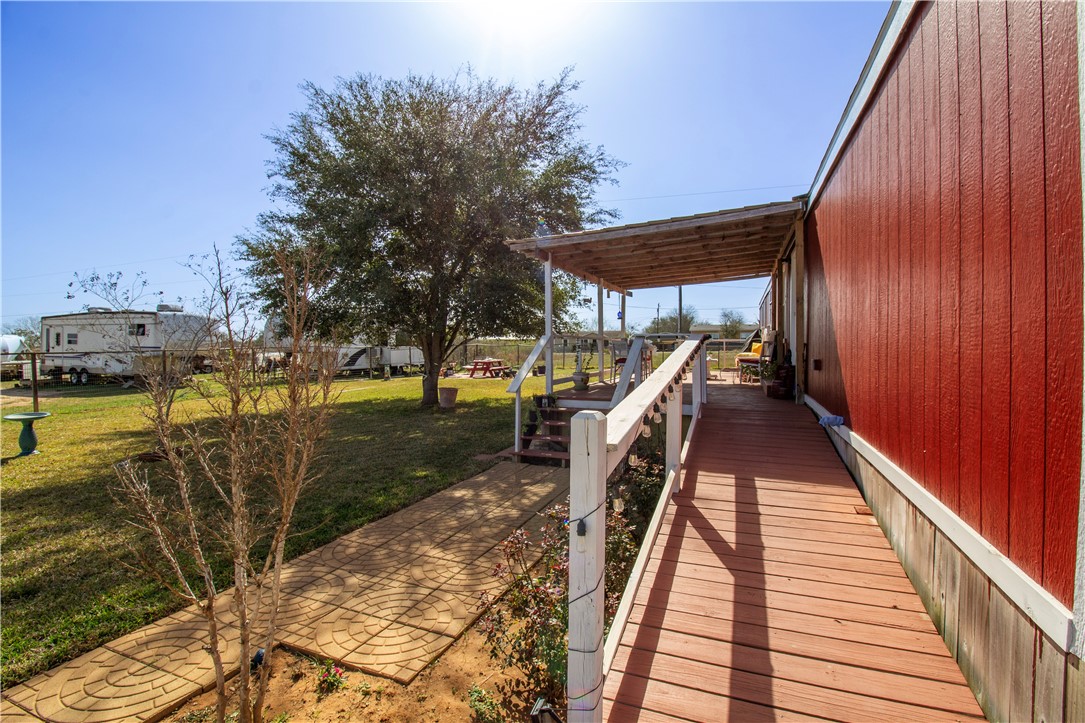 2319 Rudeloff St Property Photo 3