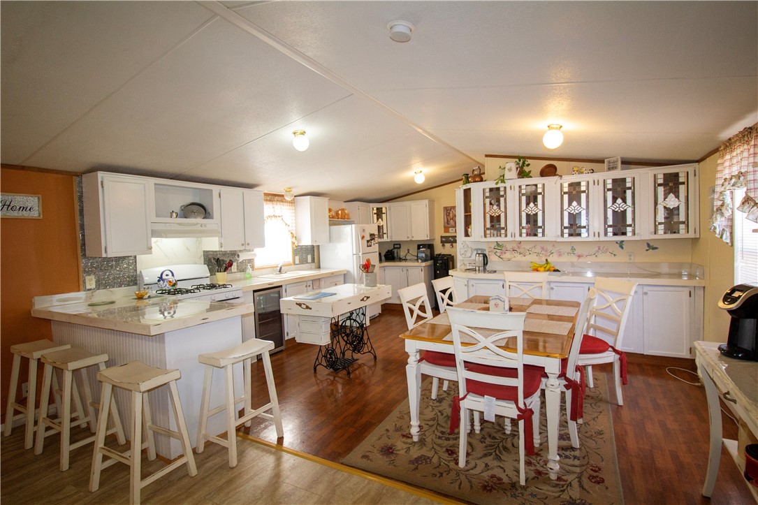 2319 Rudeloff St Property Photo 11