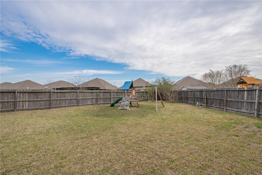 7710 Lands End Dr Property Photo 33