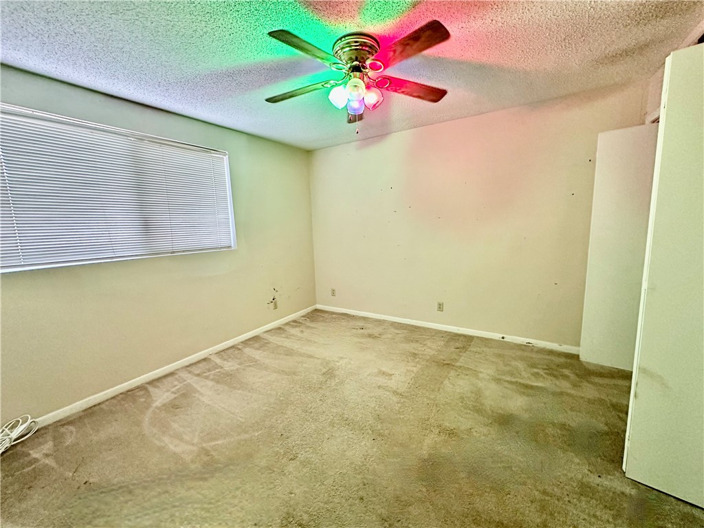 3402 Ocean Dr 8 Property Photo 12