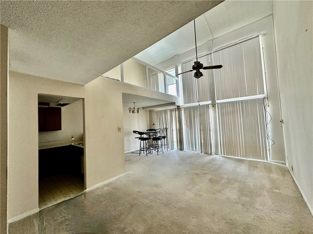 3402 Ocean Dr 8 Property Photo 16