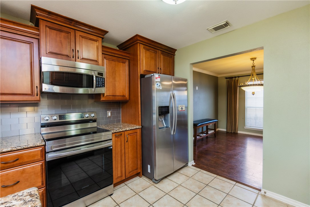 7409 Lake Monticello Ct Property Photo 18